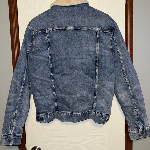 American Eagle Sherpa Lined Denim Trucker Jacket Size Small - Picture 8 of 16